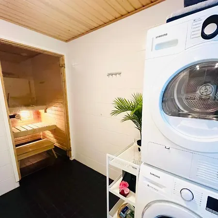 Luxury Of Aristocrats Near Airport And Jumbo