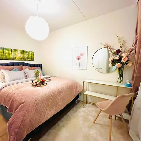 Апартаменты Luxury Of Aristocrats Near Airport And Jumbo Вантаа