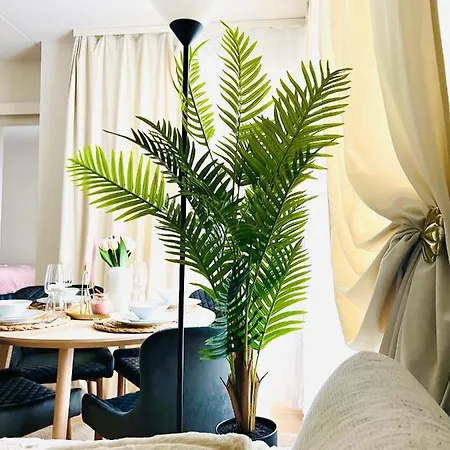 Luxury Of Aristocrats Near Airport And Jumbo Апартаменты