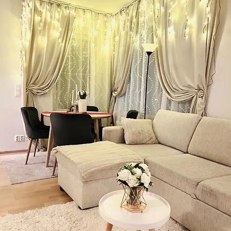 Апартаменты Luxury Of Aristocrats Near Airport And Jumbo